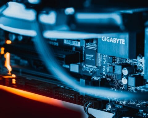 Waarop letten bij het zakelijk kopen van een serverkast