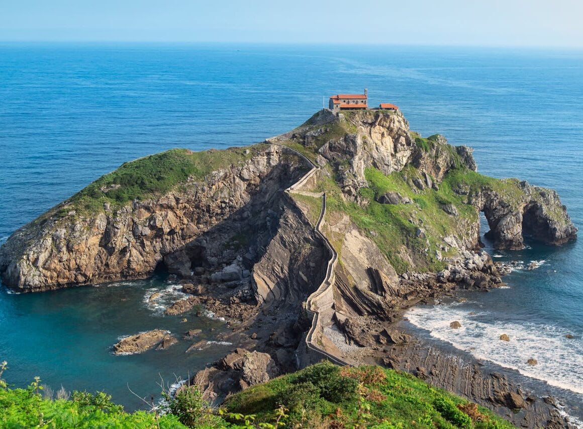 Van een tv-serie tot een cultfenomeen: het fenomeen "Game of Thrones