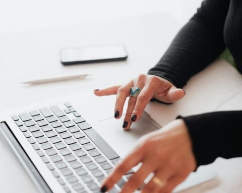 Zelf aan de slag met SEO of toch uitbesteden Wat is slimmer