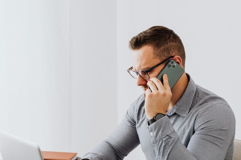 Van wie is het telefoon nummer +31207910072