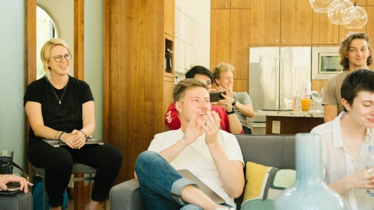 Een ‘Wie is de Mol’-teamuitje voor jouw bedrijfsteam