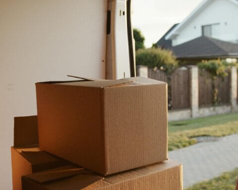 Verzendkosten verlagen en merkimago versterken