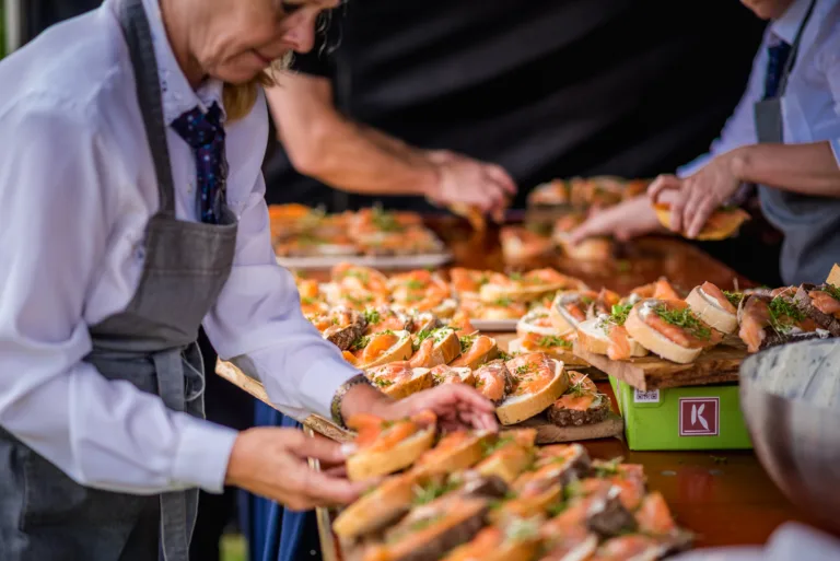 Waarom bedrijven steeds vaker kiezen voor een meerdaags bedrijfsuitje