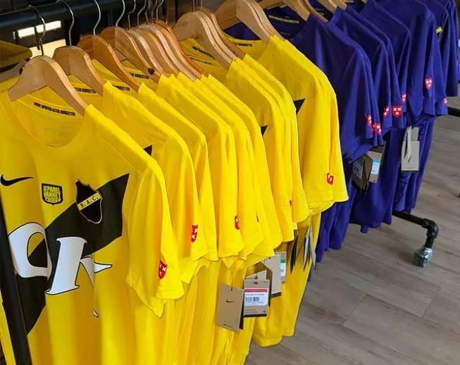 Wie is de vriendin van vastgoedondernemer Marcel van Hooijdonk