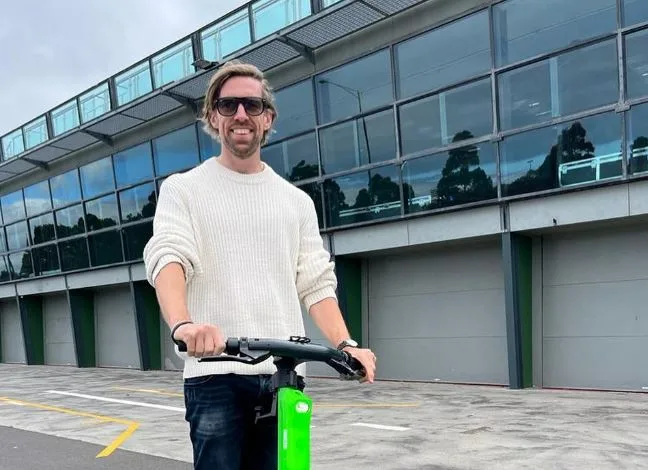 De vriendin van radio-dj Mattie Valk