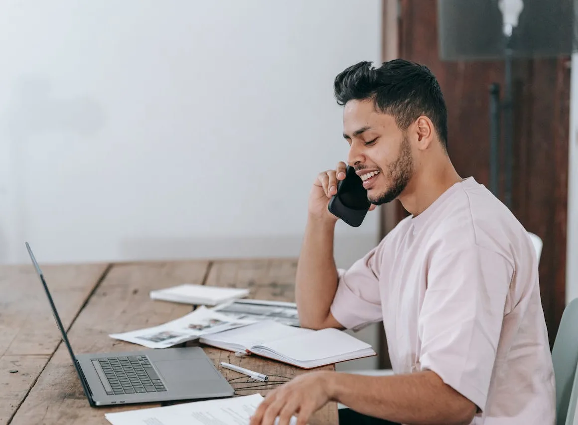 Wie belt met het nummer +31302004220