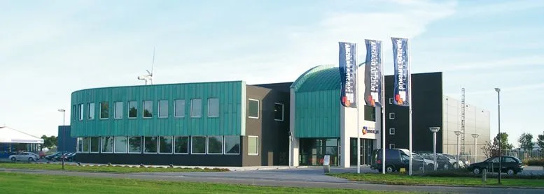 Pand van Bouwgroep Dijkstra Draisma, het bouwbedrijf van Biense Dijkstra